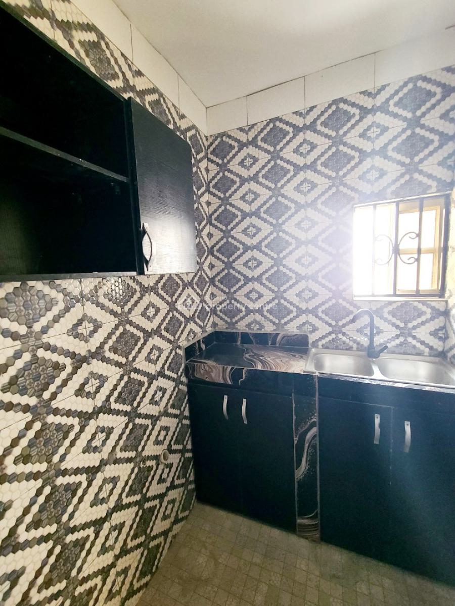 Newly Renovated Mini Flat/a Room & Parlour_upstairs, B4 Roundabout,orchid Road, Lekki, Lagos, Mini Flat (room and Parlour) for Rent