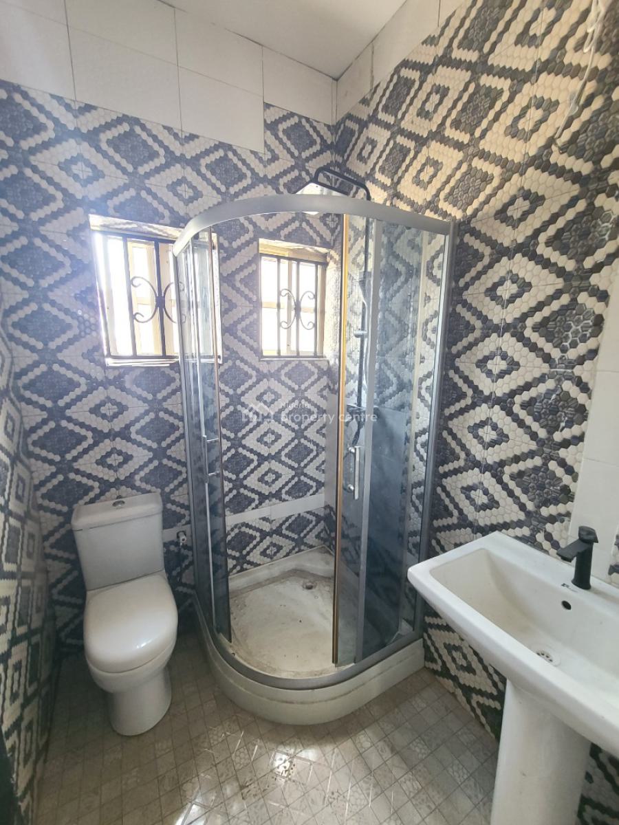 Newly Renovated Mini Flat/a Room & Parlour_upstairs, B4 Roundabout,orchid Road, Lekki, Lagos, Mini Flat (room and Parlour) for Rent