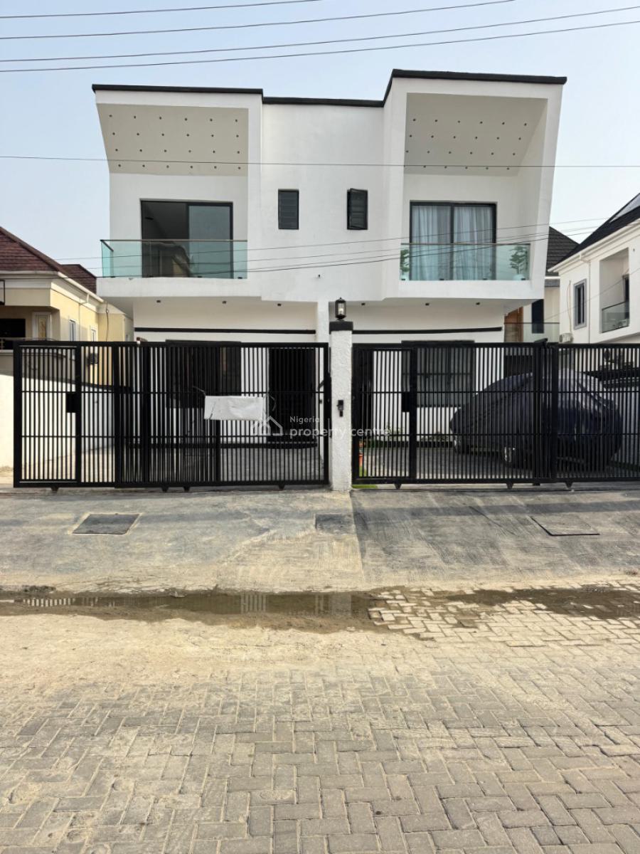 Self Serviced  Luxury 4 Bedroom Duplex, Cheveron, Lekki, Lagos, Detached Duplex for Sale