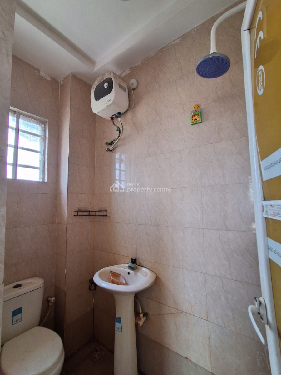 2 Bedroom Upstairs, Badore, Ajah, Lagos, House for Rent