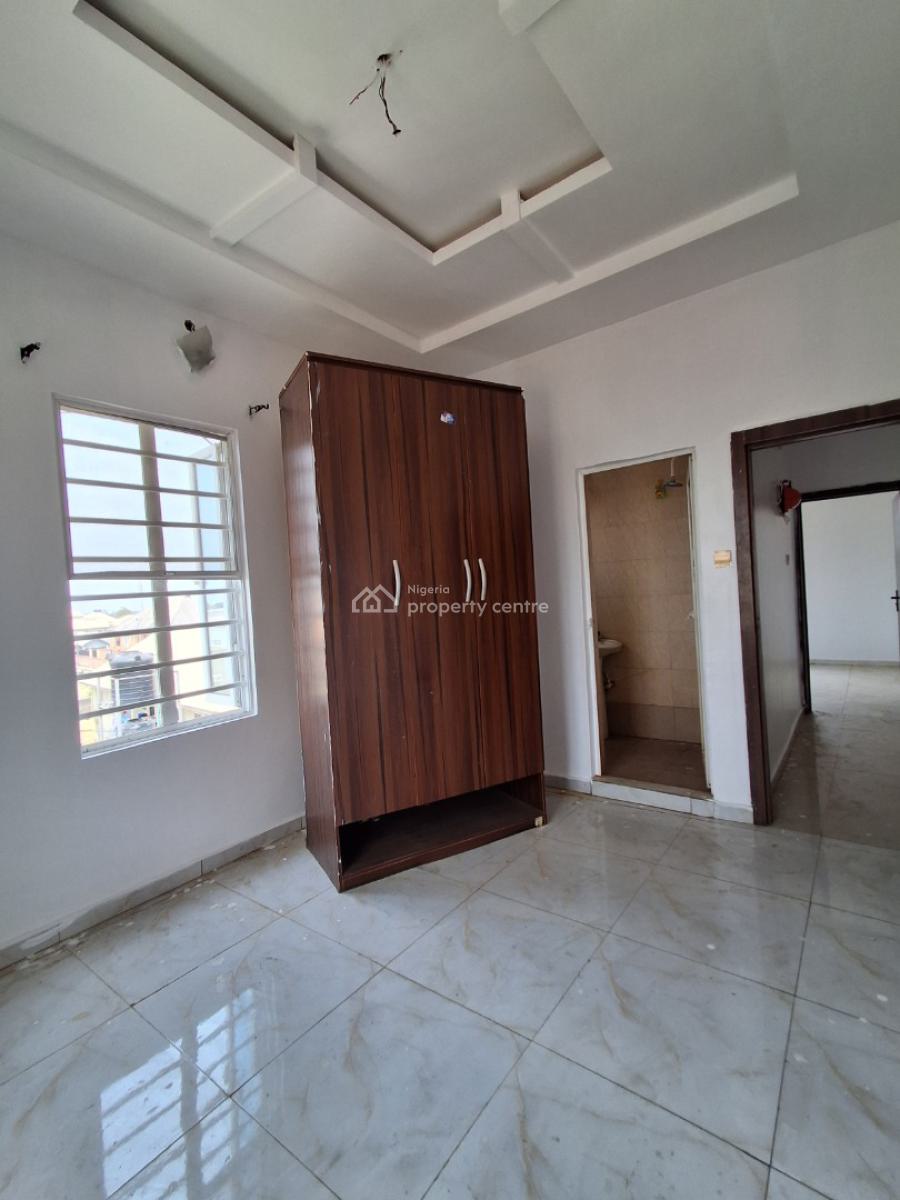 2 Bedroom Upstairs, Badore, Ajah, Lagos, House for Rent