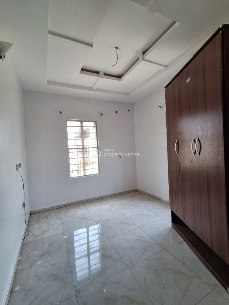 2 Bedroom Upstairs, Badore, Ajah, Lagos, House for Rent