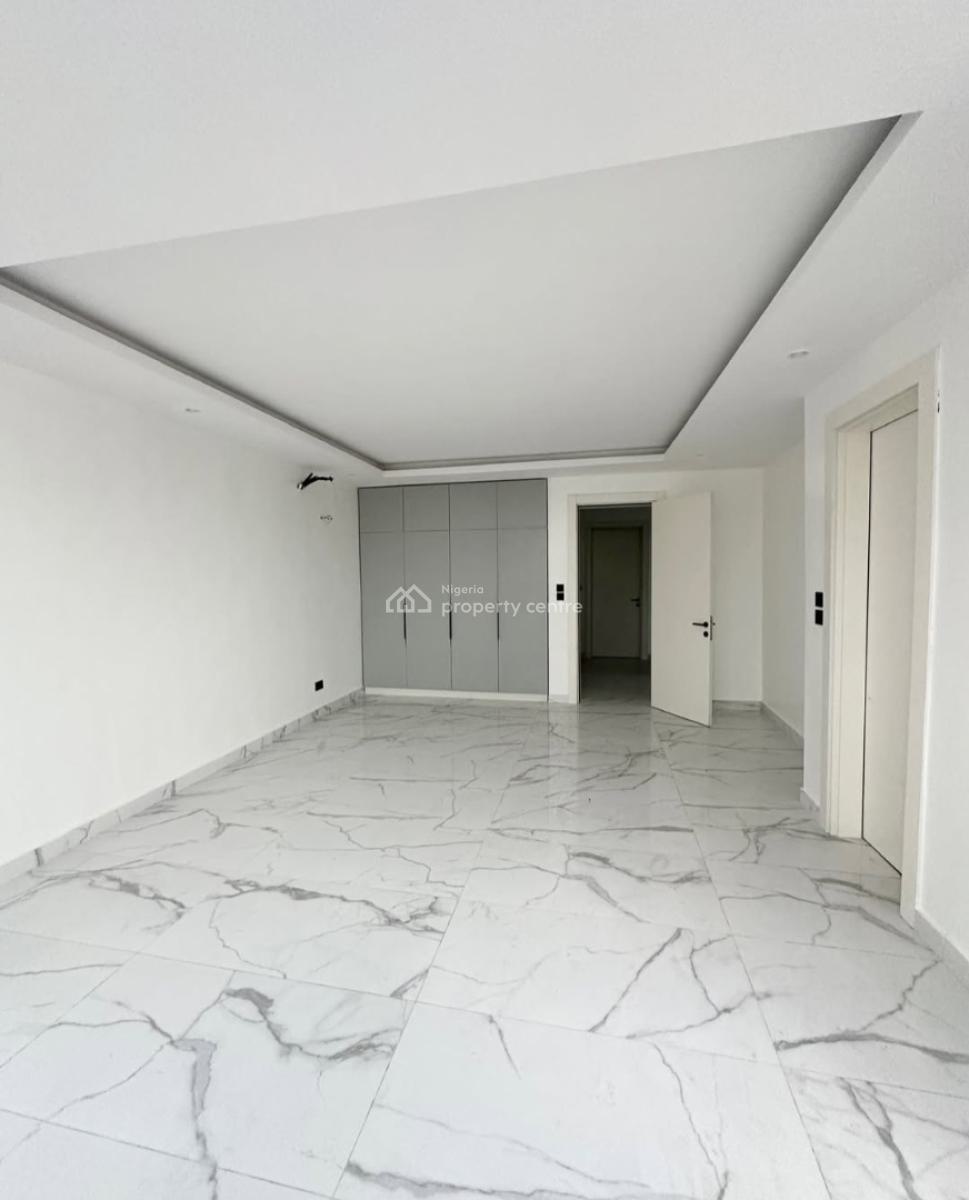 Self-serviced and Self-compound 5 Bedroom En-suite Townhouse with an E, Lekki Phase 1, Lekki, Lagos, Terraced Duplex for Sale