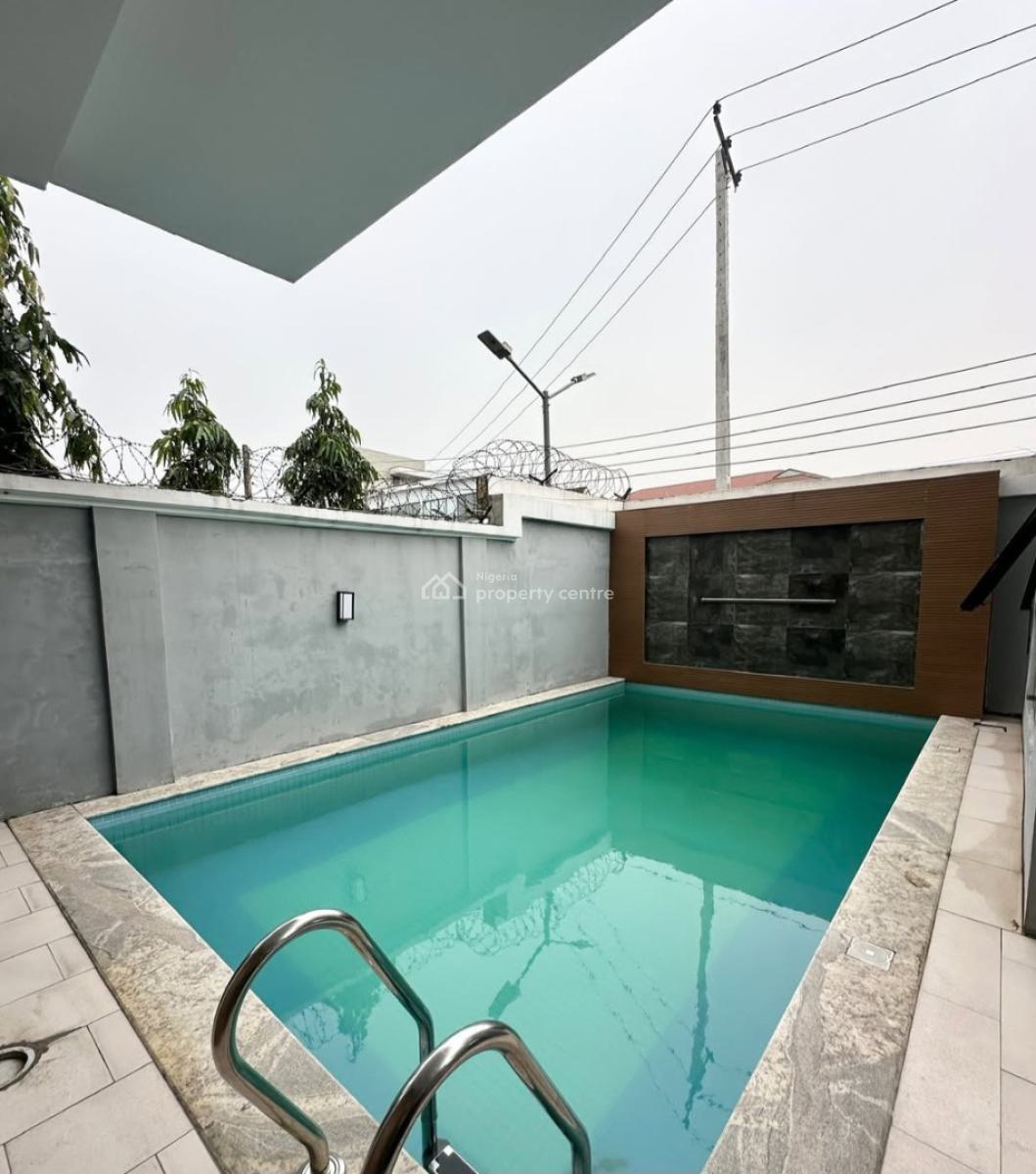 Serviced with 24/7 Power Supply 2 Bedroom En-suite Flat with an Open F, Lekki Phase 1, Lekki, Lagos, Flat / Apartment for Sale