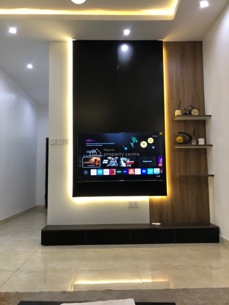 Executive Fully Finished 2 Bedroom Apartment, Off Ishaga Surulere, Surulere, Lagos, House for Rent