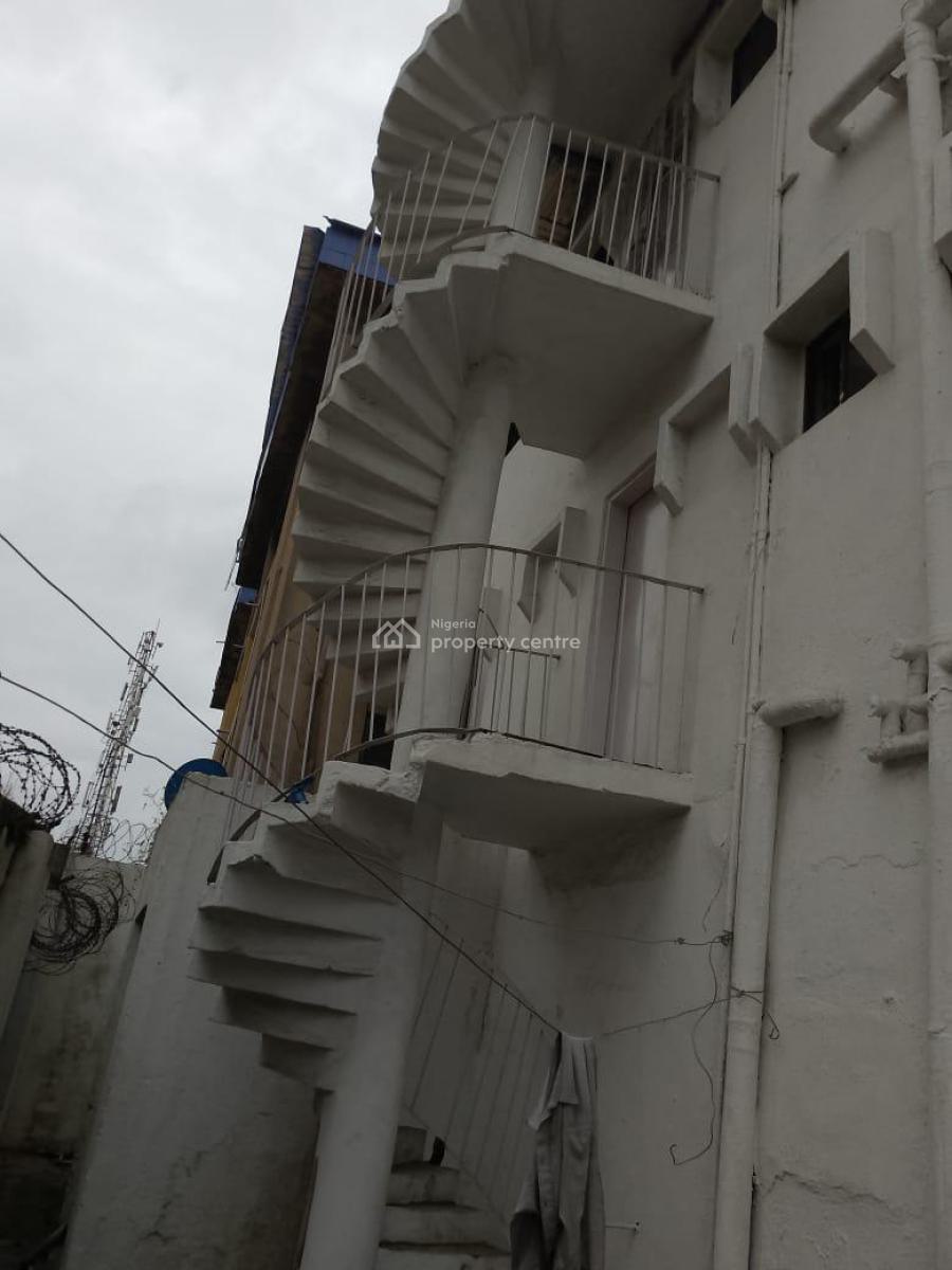 3 Storey Building Commercial Building, Apapa - Oshodi  Express By Tincan, Tin Can, Apapa, Lagos, Office Space for Rent