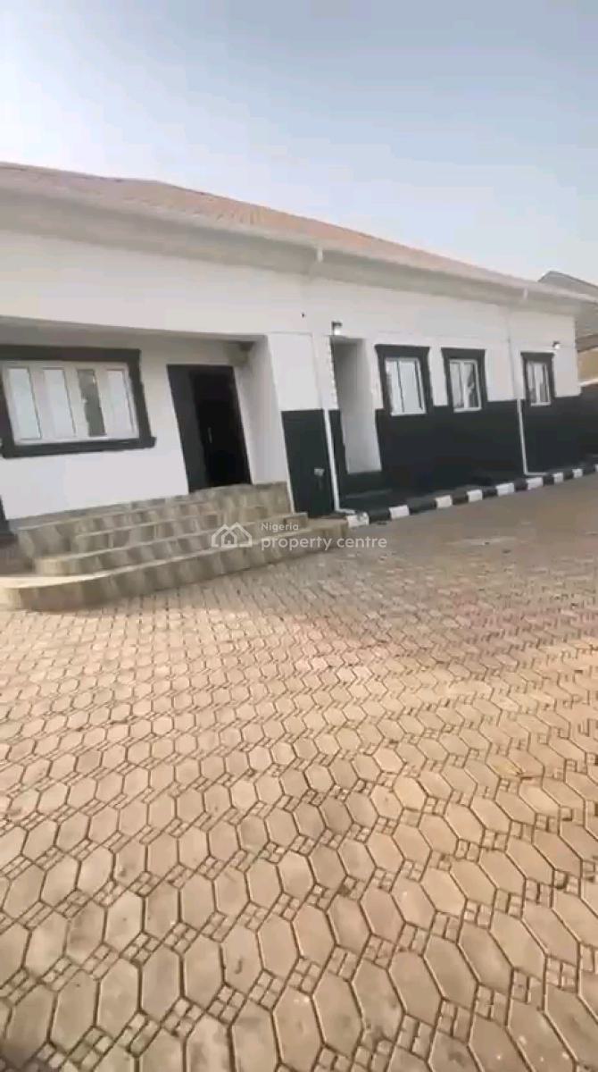 Spacious 3 Bedroom Detached Bungalow, Galadimawa, Abuja, Detached Bungalow for Rent