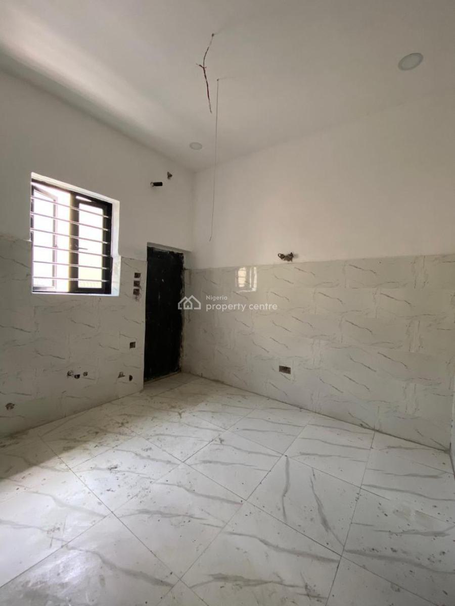 Refined 3-bedroom Terrace Home, Abraham Adesanya, Lekki Expressway, Lekki, Lagos, Terraced Duplex for Sale