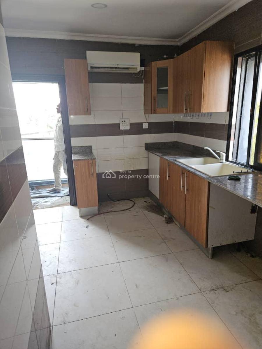 Waterfront Three Bedroom Apartment with Maids Room, Ikoyi, Lagos, Flat / Apartment for Rent