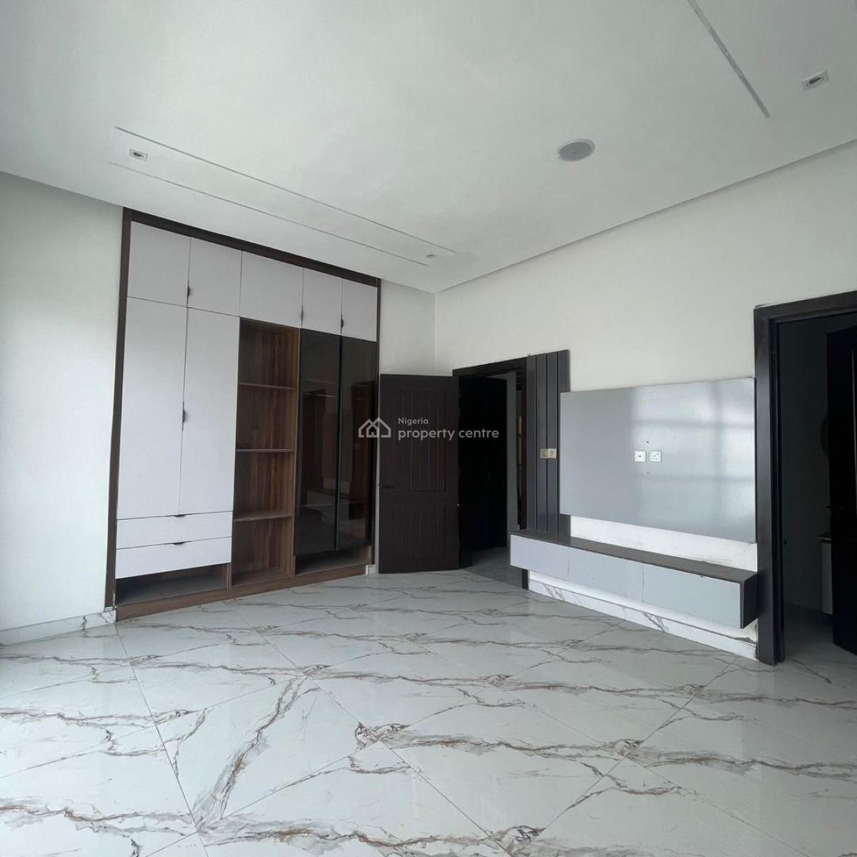 Magnificent, Ready to Move in 5 Bedroom Duplex with, Rooftop Terrace, Osapa, Lekki, Lagos, Detached Duplex for Sale