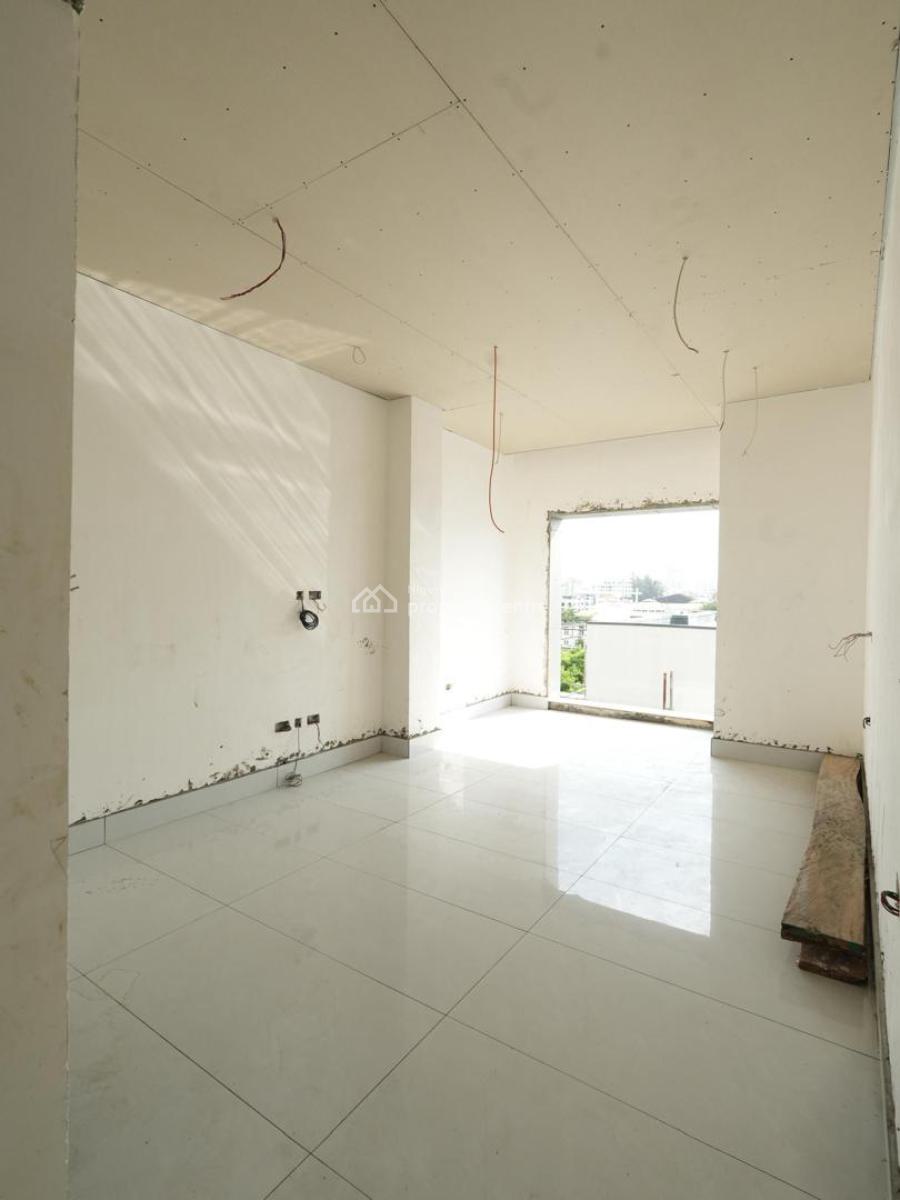 Spacious 4 Bedroom Apartment & Penthouse with Pool, Gym, Spar, Sauna, Banana Island, Ikoyi, Lagos, Block of Flats for Sale