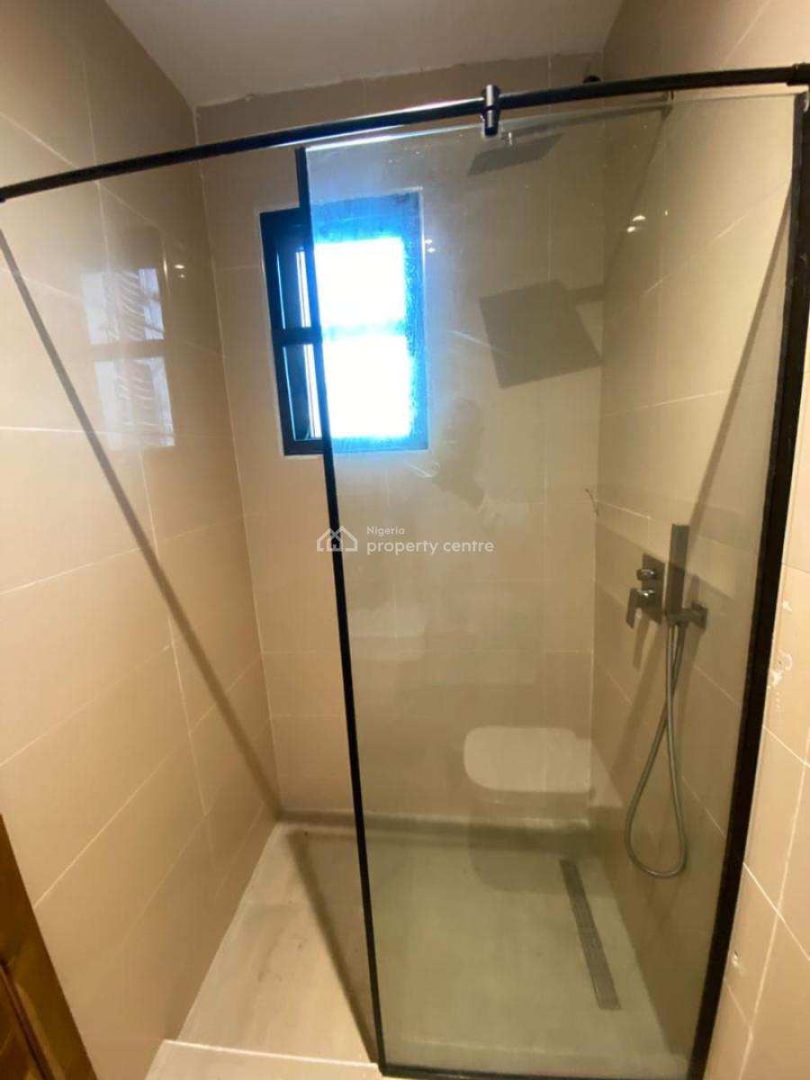 3 Bedroom Apartment with Gym, Swimming Pool and Elevator, Lekki Phase 1, Lekki, Lagos, Flat / Apartment for Rent