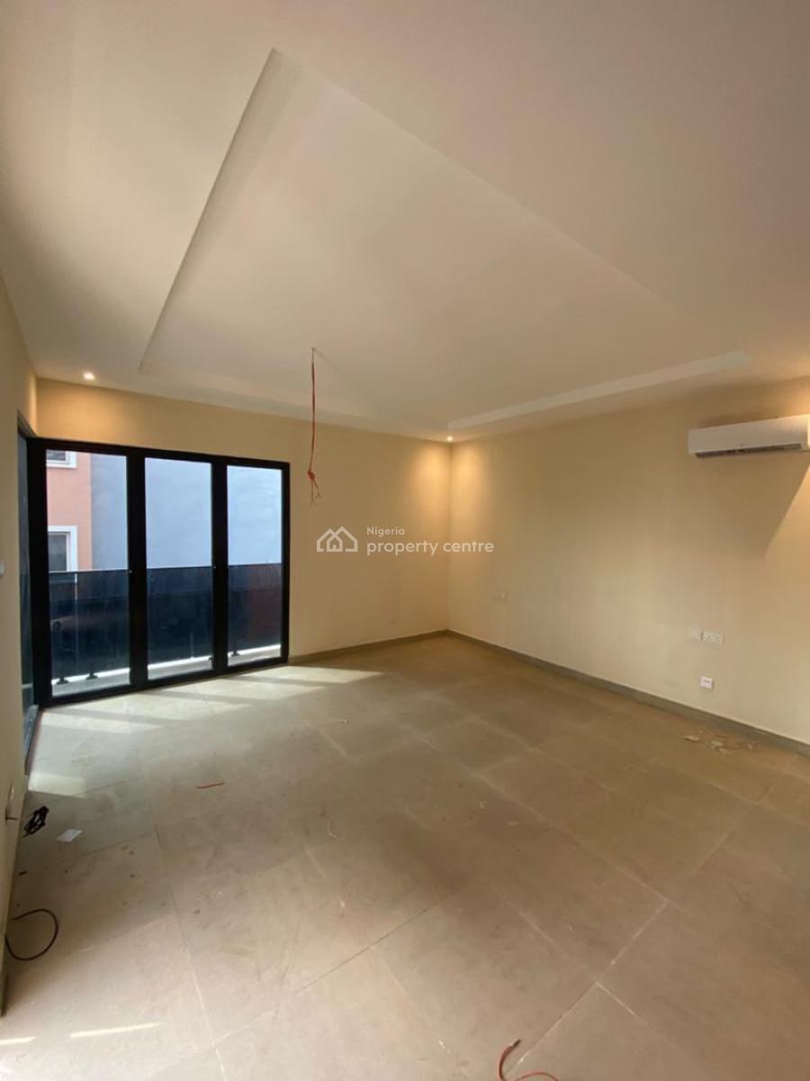 3 Bedroom Apartment with Gym, Swimming Pool and Elevator, Lekki Phase 1, Lekki, Lagos, Flat / Apartment for Rent