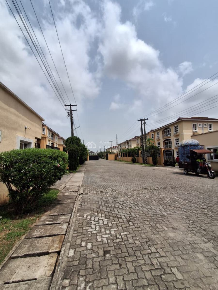 3 Bedroom Apartment, Osapa, Lekki, Lagos, Flat / Apartment for Rent