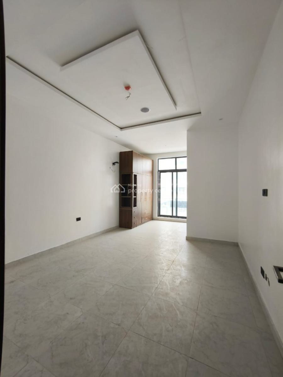 2 Bedroom Apartment, Lekki Phase 1, Lekki, Lagos, Flat / Apartment for Rent