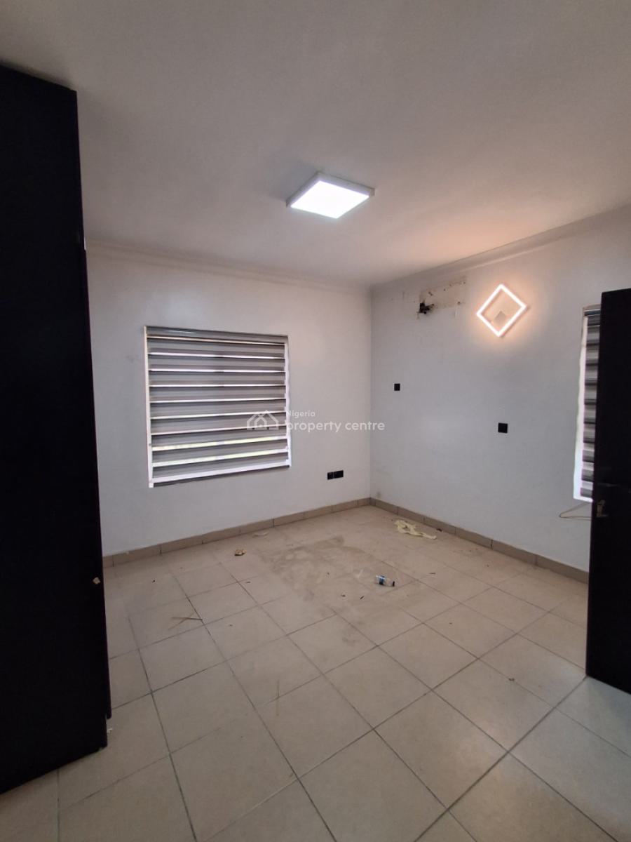 2 Bedroom Apartment, Lekki Phase 1, Lekki, Lagos, Flat / Apartment for Rent