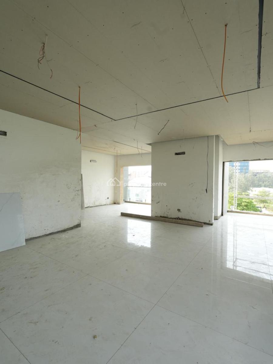 Newly Built Ultra Luxury Spacious 4 Bedroom Apartment with Pool, Gym, Banana Island Estate, Ikoyi, Lagos, Block of Flats for Sale