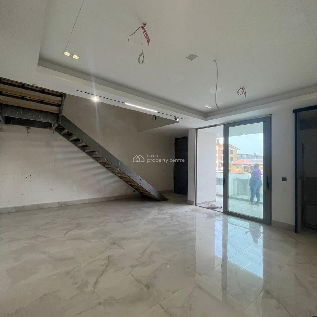 Exquisitely Finished 3 Bedroom Maisonette/apartment with Swimming Pool, Lekki Phase 1 Lagos, Lekki, Lagos, Block of Flats for Sale