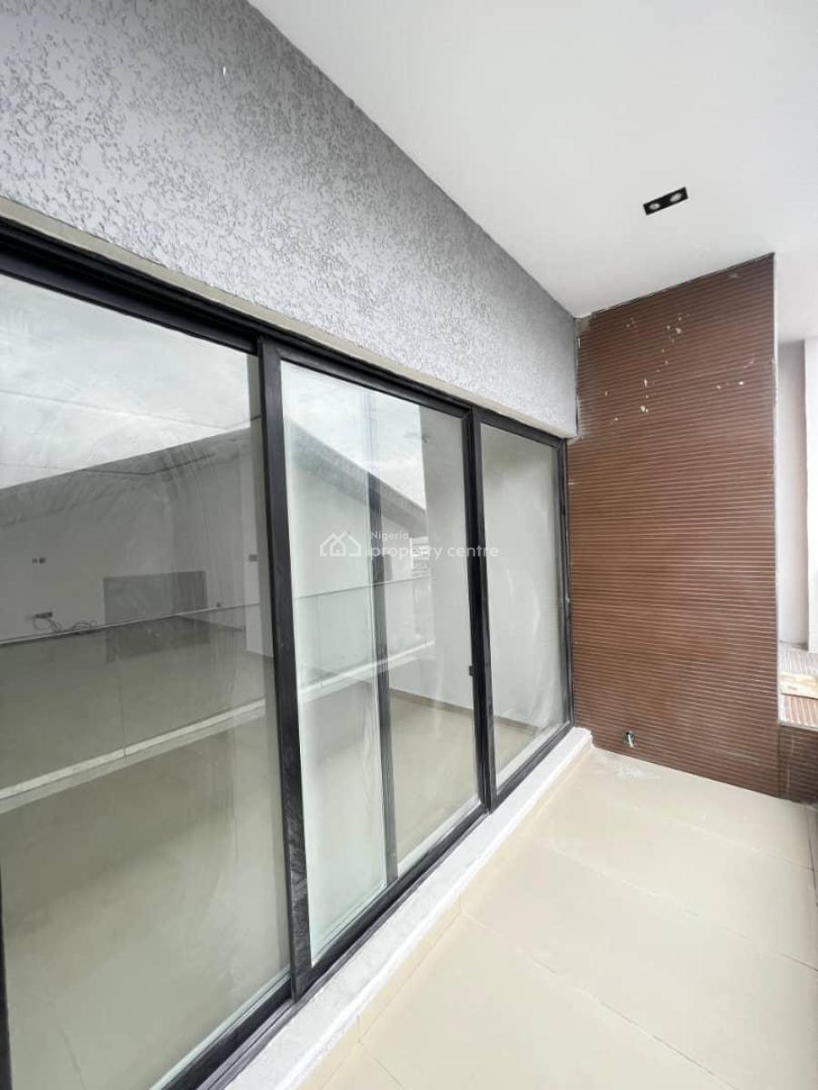 2 Bedroom Apartment with Gym, Swimming Pool and Elevator, Lekki Phase 1, Lekki, Lagos, Flat / Apartment for Sale