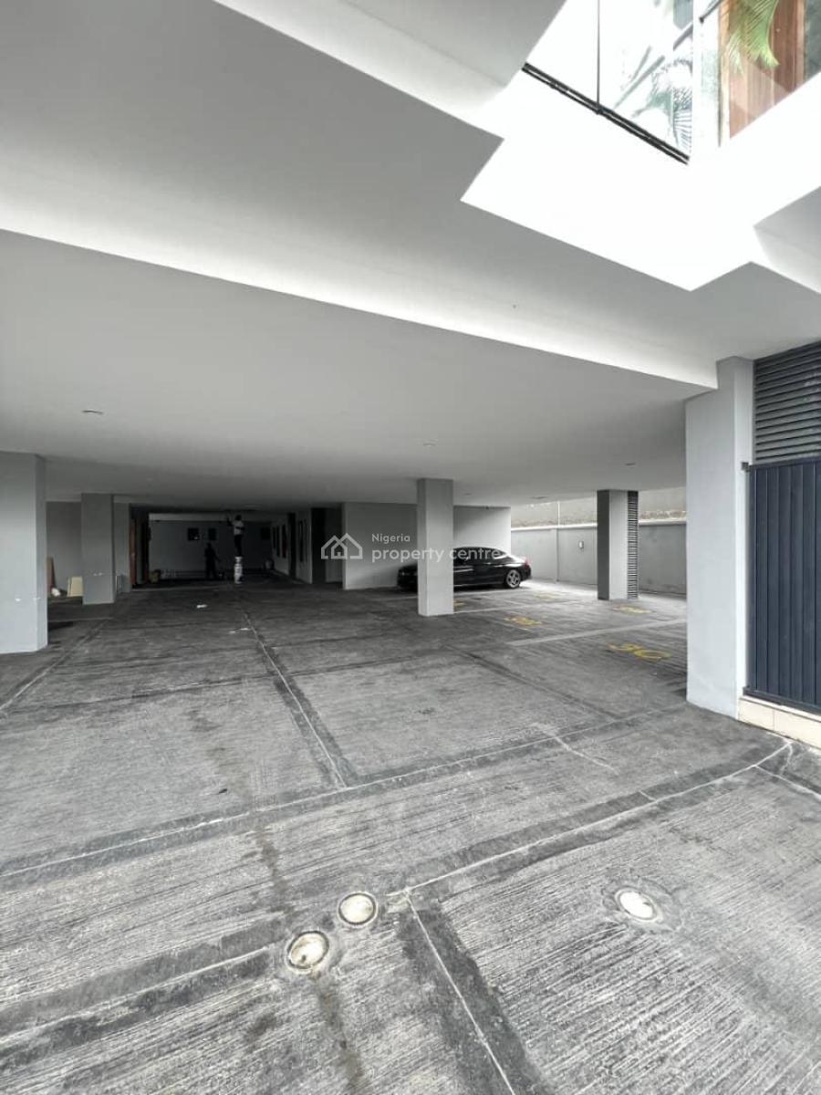 2 Bedroom Apartment with Gym, Swimming Pool and Elevator, Lekki Phase 1, Lekki, Lagos, Flat / Apartment for Sale