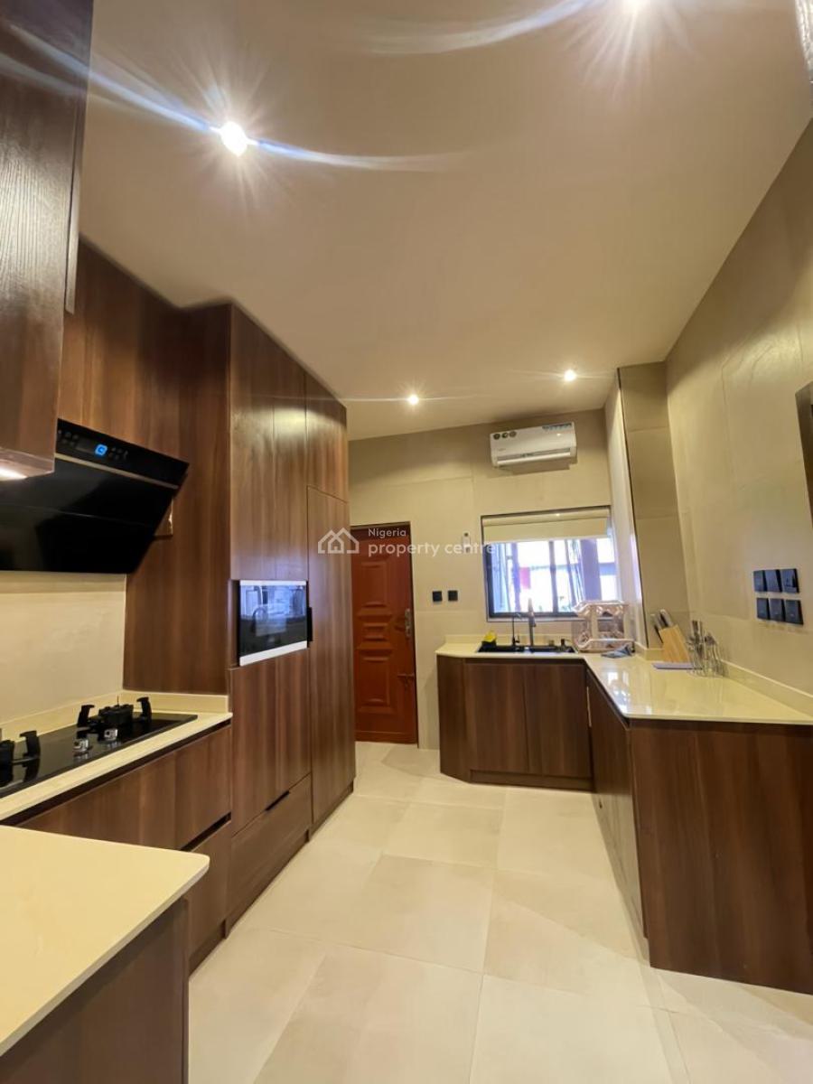 Luxury Super Spacious 3 Bedroom Apartment with Snooker Board and Pool., Lekki Phase 1, Lekki, Lagos, Flat / Apartment Short Let