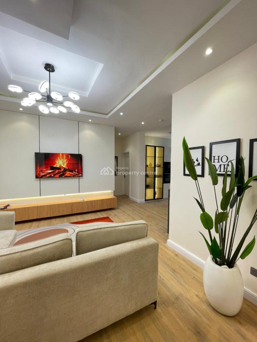 Luxury Super Spacious 3 Bedroom Apartment with Snooker Board and Pool., Lekki Phase 1, Lekki, Lagos, Flat / Apartment Short Let