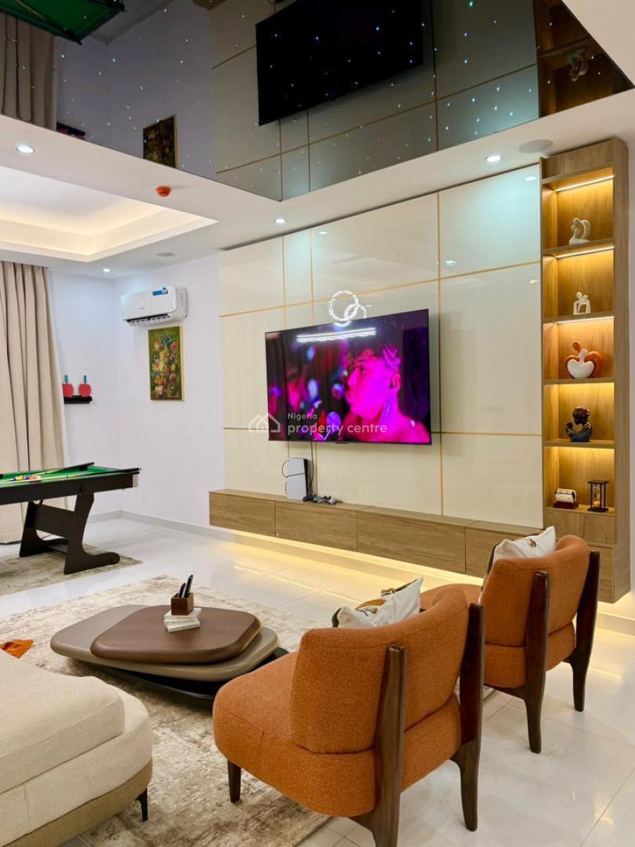 2 Bedroom Apartment with Movable Tv, Ps5, Bathtub and Balcony Other to, Lekki Phase 1, Lekki, Lagos, Flat / Apartment Short Let