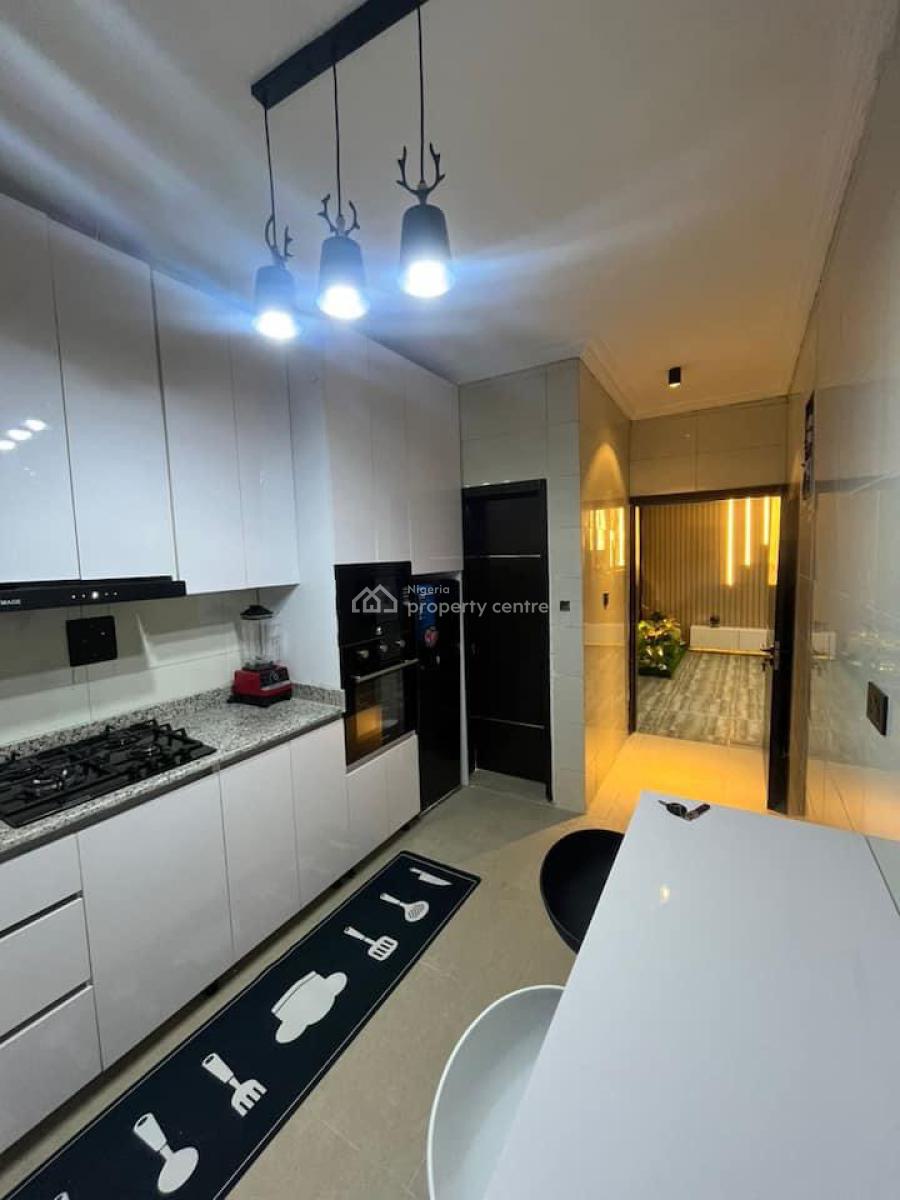 2 Bedroom Apartment with Movable Tv, Ps5, Bathtub and Balcony Other to, Victoria Island (vi), Lagos, Flat / Apartment Short Let