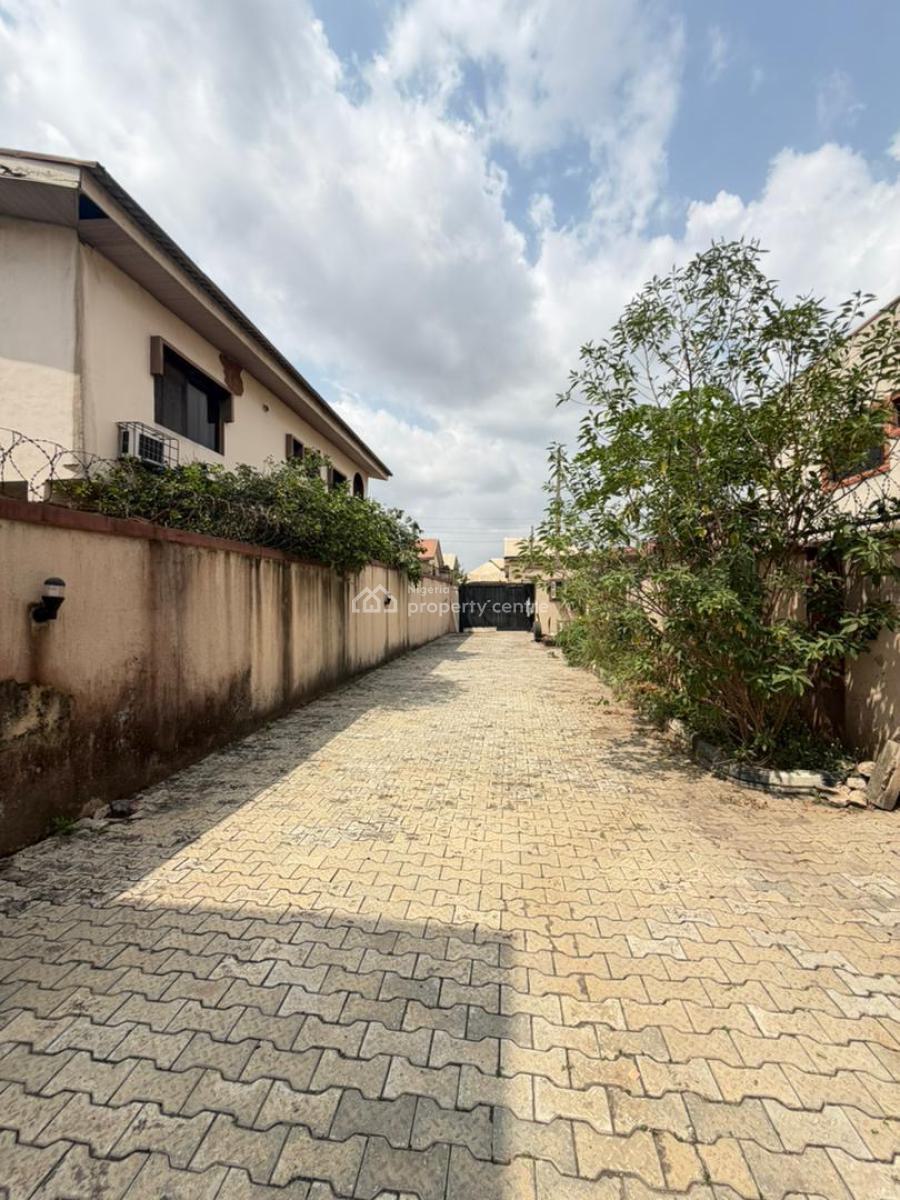 5 Bedroom Detached Duplex at Magodo Phase 2, Gra Phase 2, Magodo, Lagos, Detached Duplex for Sale