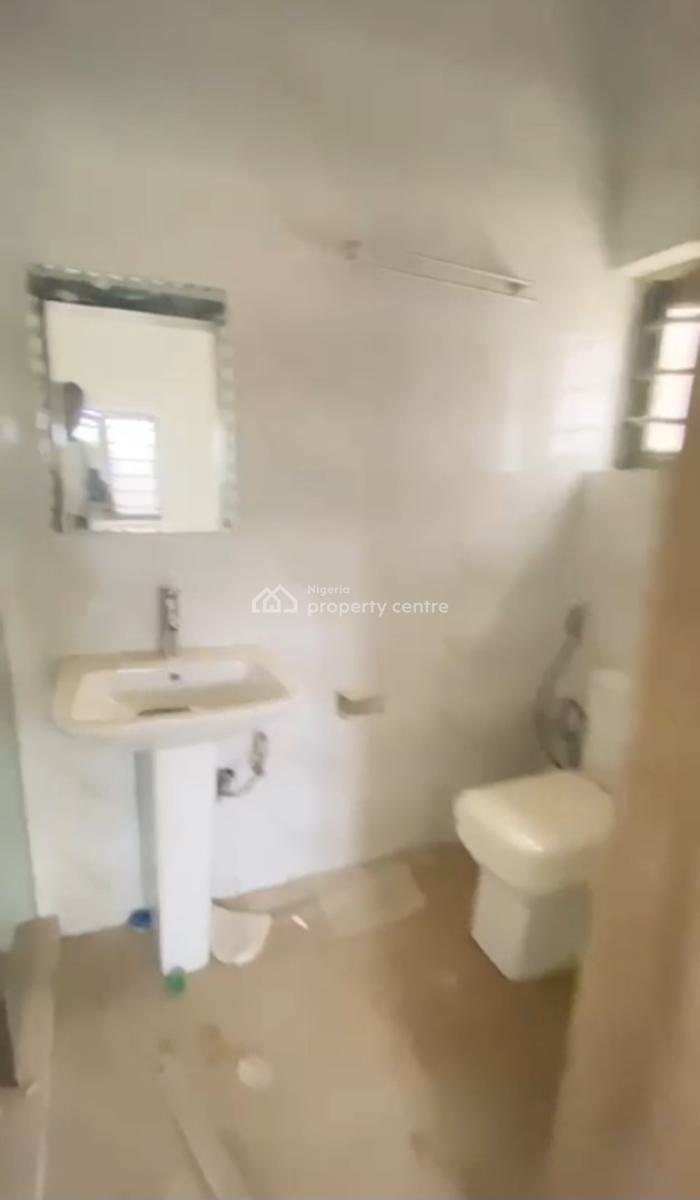 Clean Brand New Spacious 1bedroom Flat,2toilet, Tarred Rd, By Roundabout, Galadimawa, Abuja, Flat / Apartment for Rent