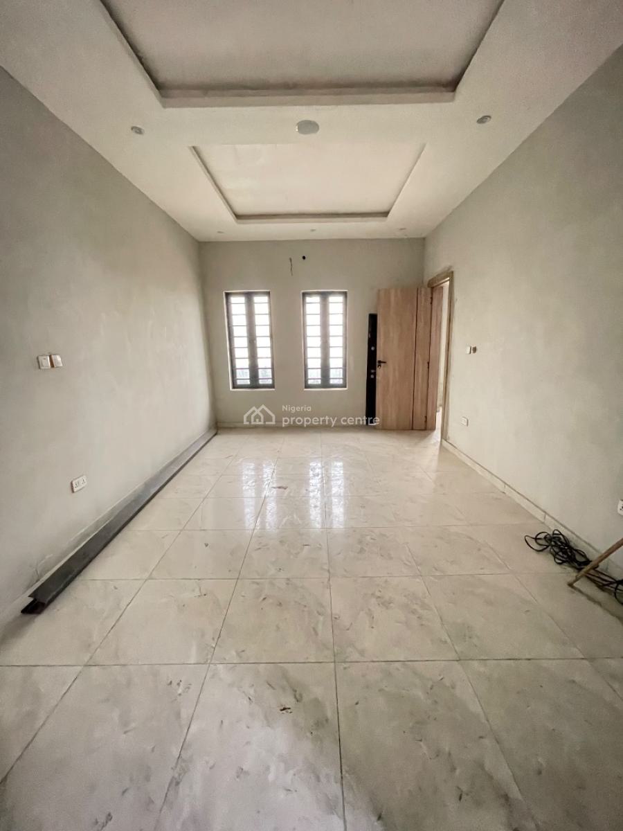 a Normal Regular Beautifully Crafted 4bedroom Home, Orchid Road, Lekki, Lagos, Semi-detached Duplex for Sale