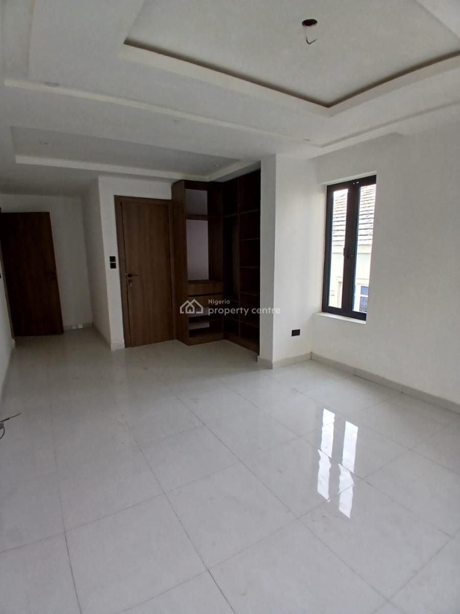 Newly Built and Serviced with 24/7 Power Supply 2 Bedroom En-suite Fla, Ikate Elegushi, Lekki, Lagos, Flat / Apartment for Rent