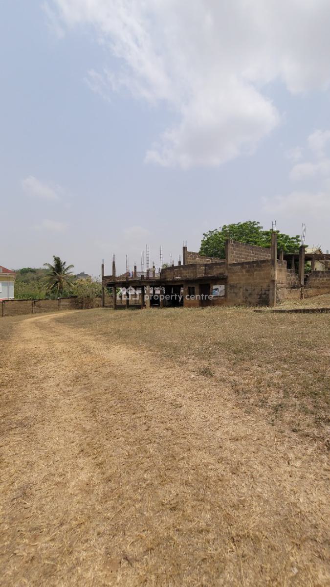 Residential Parcel of Fenced Land, Alalubosa Gra, Alalubosa, Ibadan, Oyo, Land for Sale