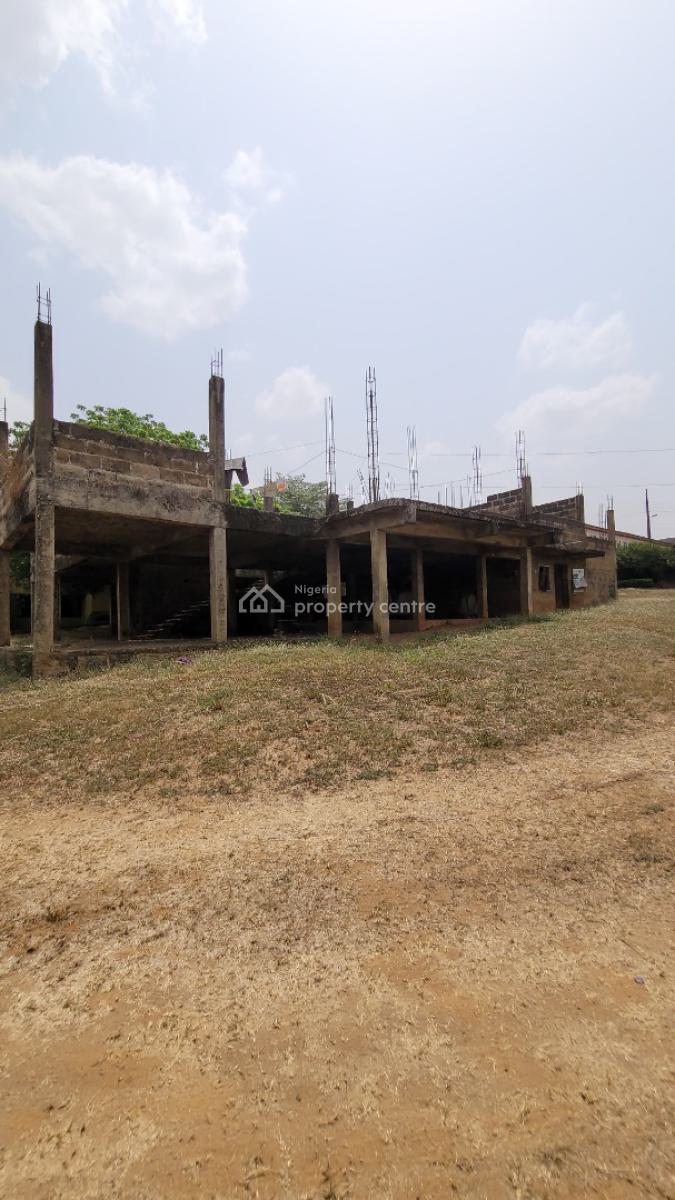 Residential Parcel of Fenced Land, Alalubosa Gra, Alalubosa, Ibadan, Oyo, Land for Sale