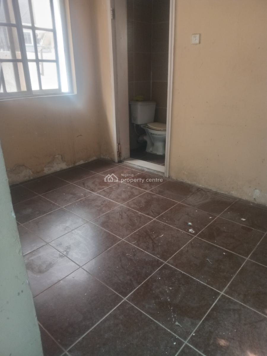 a Bq Apartment with Studio Kitchen, Chevron Drive Carlton Gate Estate, Lekki, Lagos, Self Contain (single Rooms) for Rent