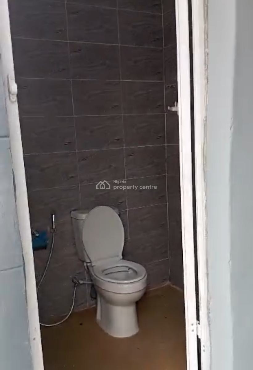 Two Bedroom Flat, Orimerunmu, Ibafo, Ogun, Flat / Apartment for Rent