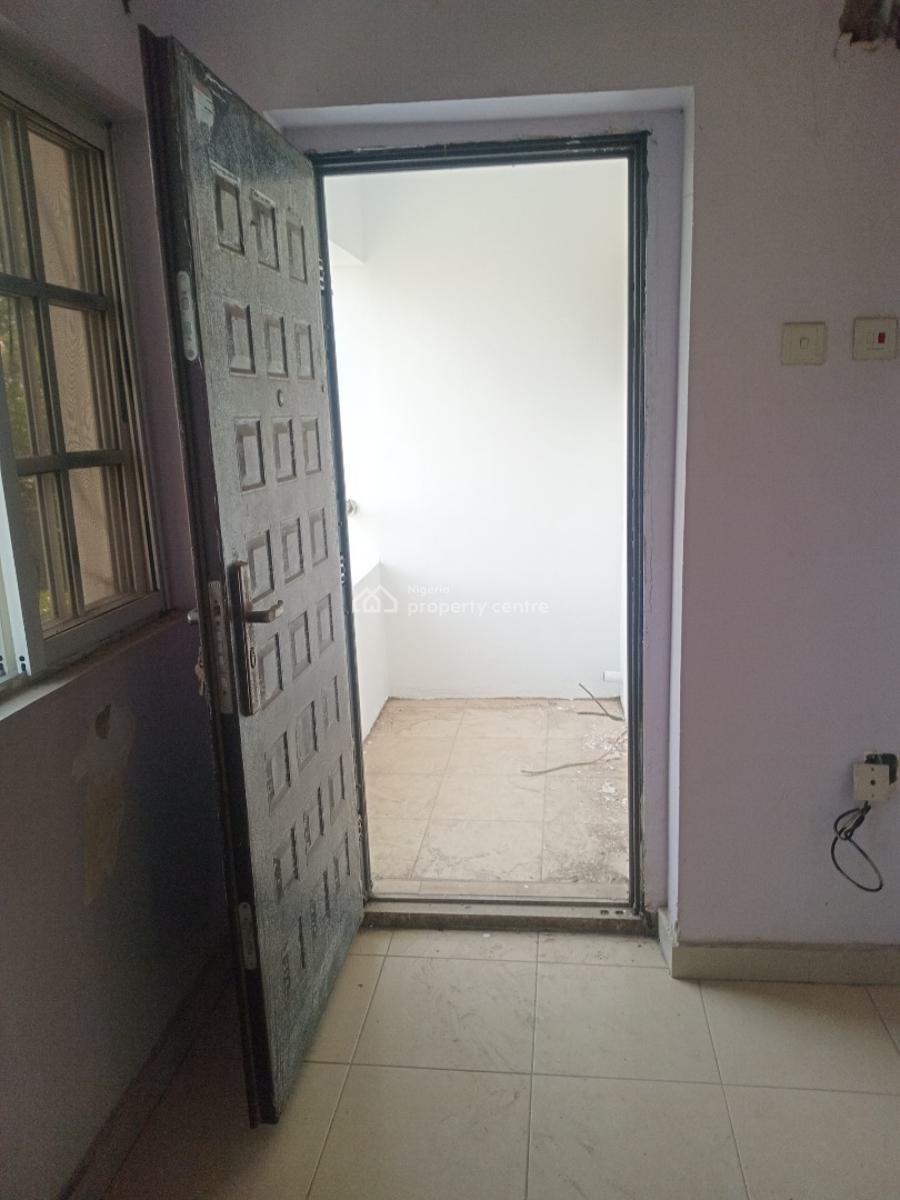 a Luxurious Standard Miniflat with Studio Kitchen and Separate Prepaid, Chevron Drive Carlton Gate Estate, Lekki, Lagos, Mini Flat (room and Parlour) for Rent