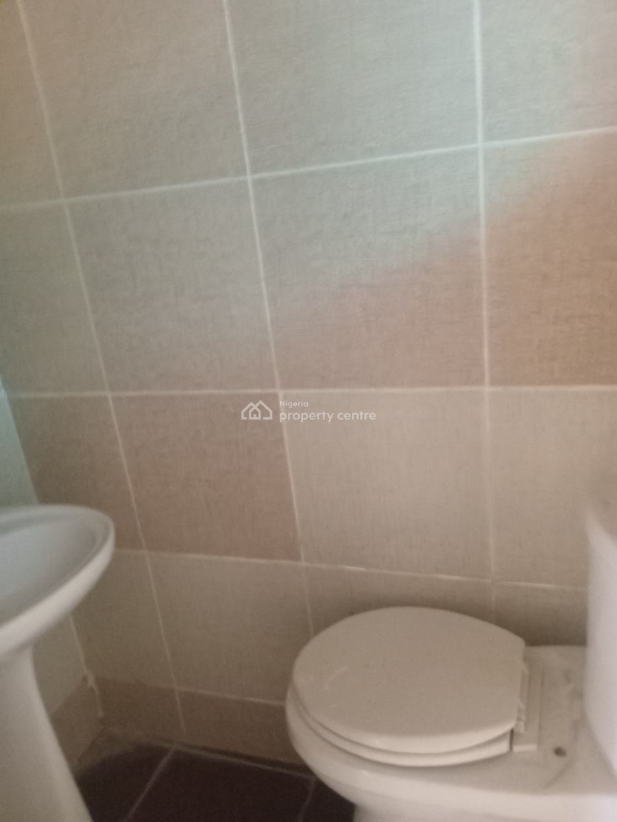 a Standard Masterbed with Big Standard Kitchen, Chevron Drive Carlton Gate Estate, Lekki, Lagos, Mini Flat (room and Parlour) for Rent