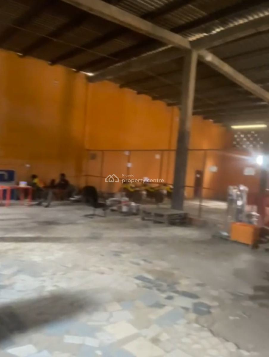 Cheap Mini-warehouse+ Boreholes+ Office Space, Abule Egba, Agege, Lagos, Warehouse for Sale