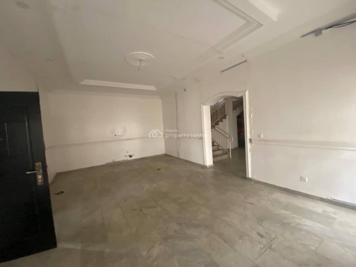 Exquisite 4 Bedroom Semi-detached Duplex with Bq, Lekki Phase 1, Lekki, Lagos, Semi-detached Duplex for Rent