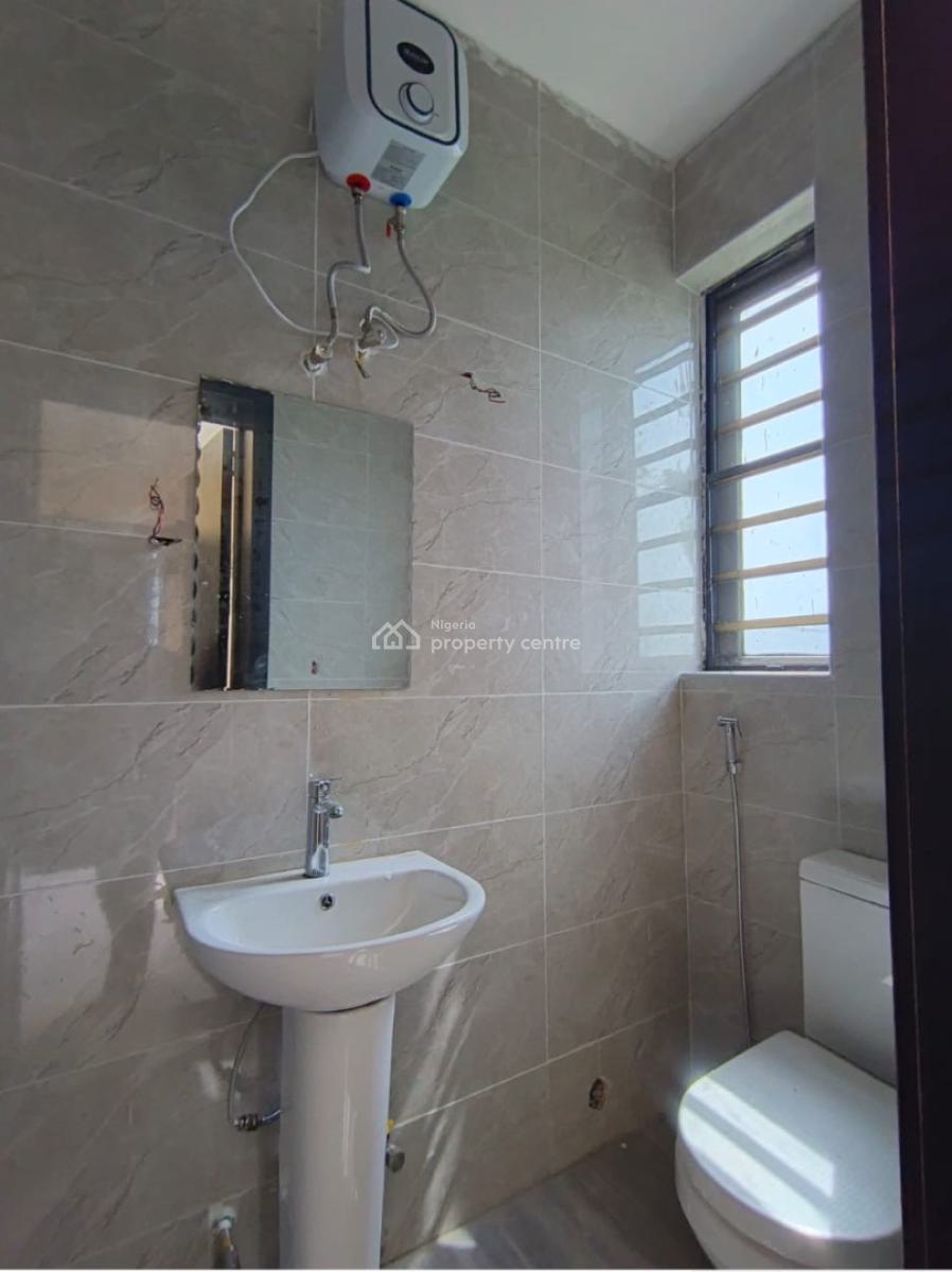 Brand New 2 Bedroom Fully Service, Around Blenco, Sangotedo, Ajah, Lagos, Flat / Apartment for Rent
