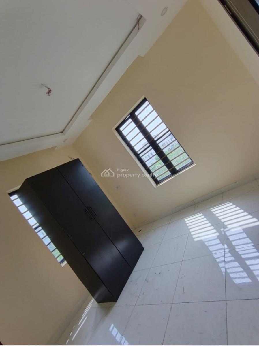 Brand New 2 Bedroom Fully Service, Around Blenco, Sangotedo, Ajah, Lagos, Flat / Apartment for Rent