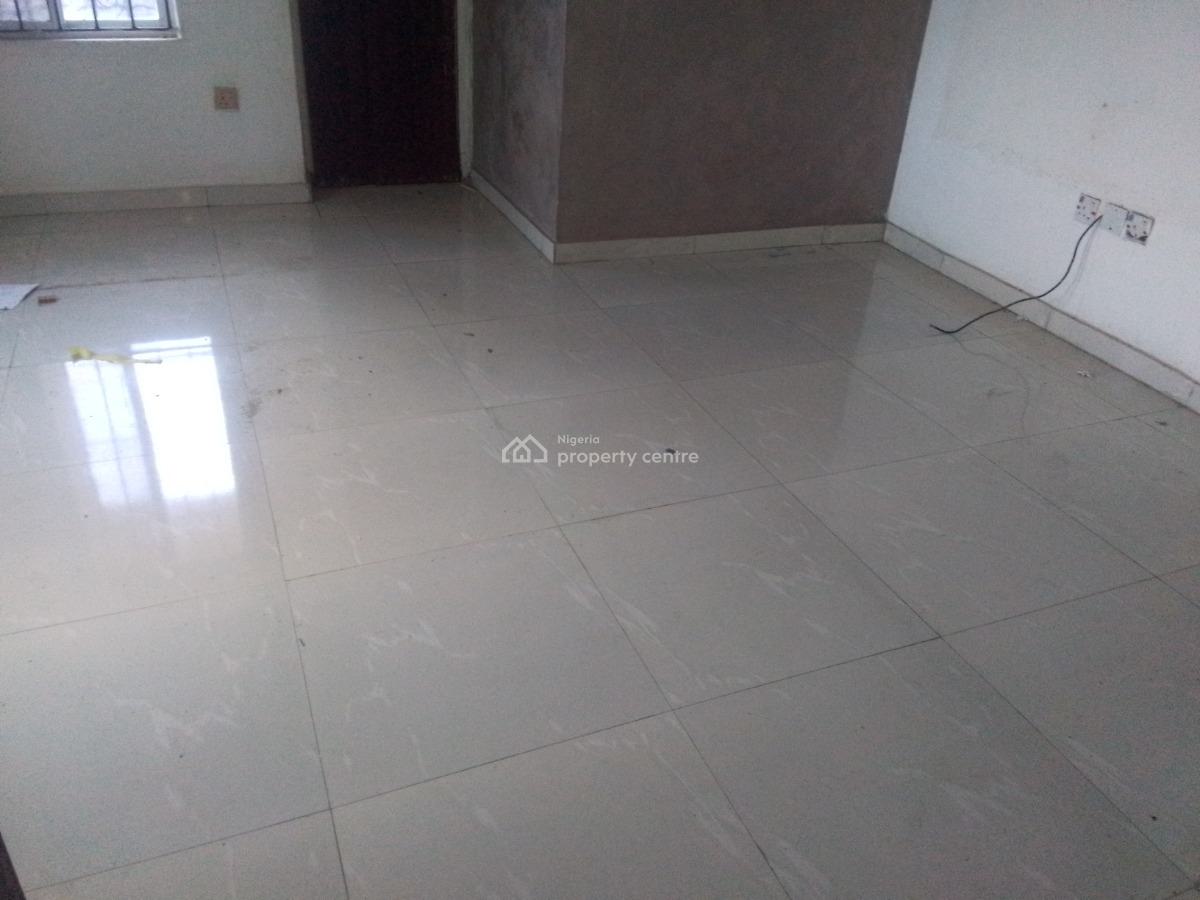 Spacious Luxury 2 Bedroom Flat with Excellent Features, Newtown Estate, Ogombo, Ajah, Lagos, Flat / Apartment for Rent