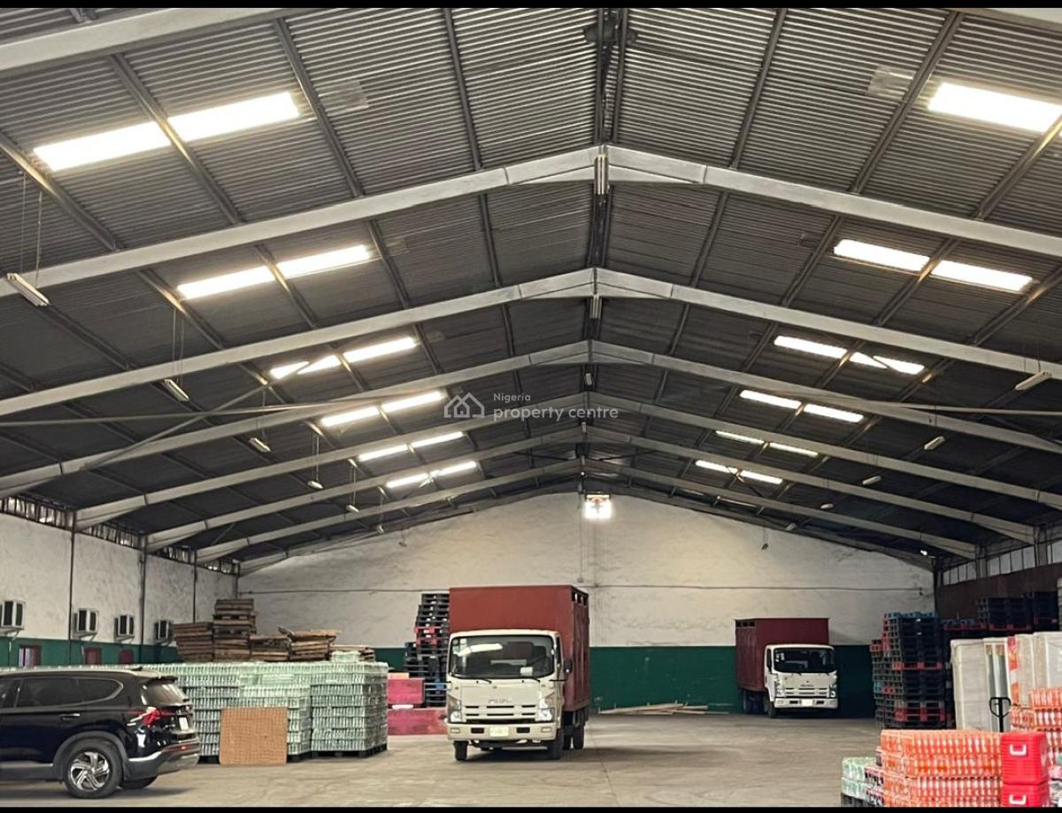 Big 2 Bay Warehouse + Office Blocks on (6,000sqm), Facing Directly Along Agege Motor Road, Mushin Lagos, Mushin, Lagos, Warehouse for Sale