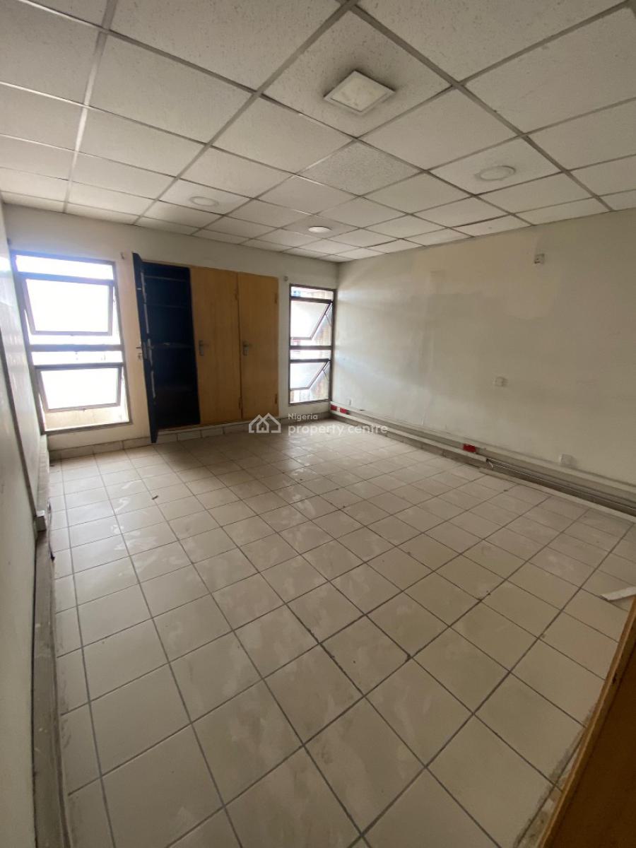 Tastefully Built 18 Units of Four (4) Bedroom Apartments with 2 P-hous, Victoria Island, Victoria Island (vi), Lagos, Commercial Property for Rent