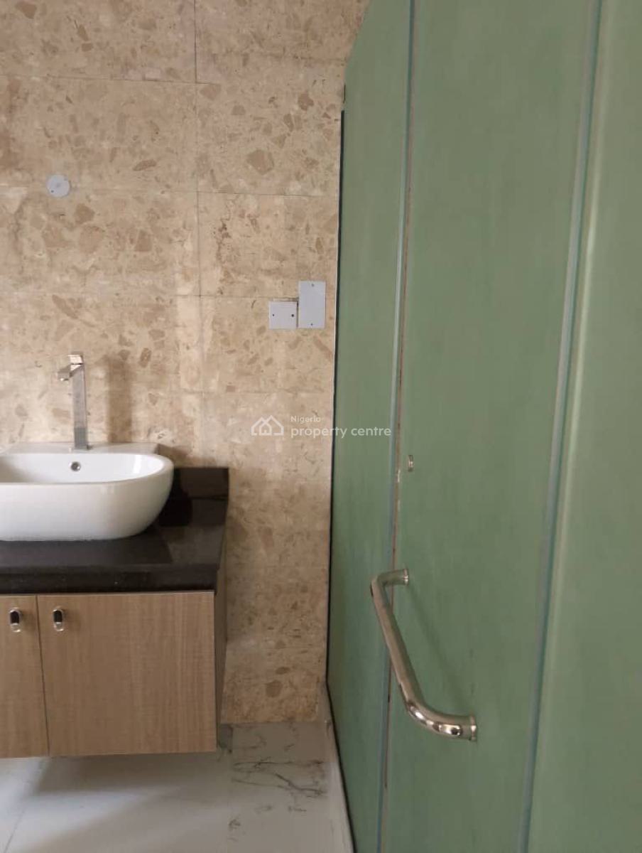 28 Units of Newly Renovated 3 Bedroom Flats with 1 Room Bq Each, Old Ikoyi, Old Ikoyi, Ikoyi, Lagos, Flat / Apartment for Rent