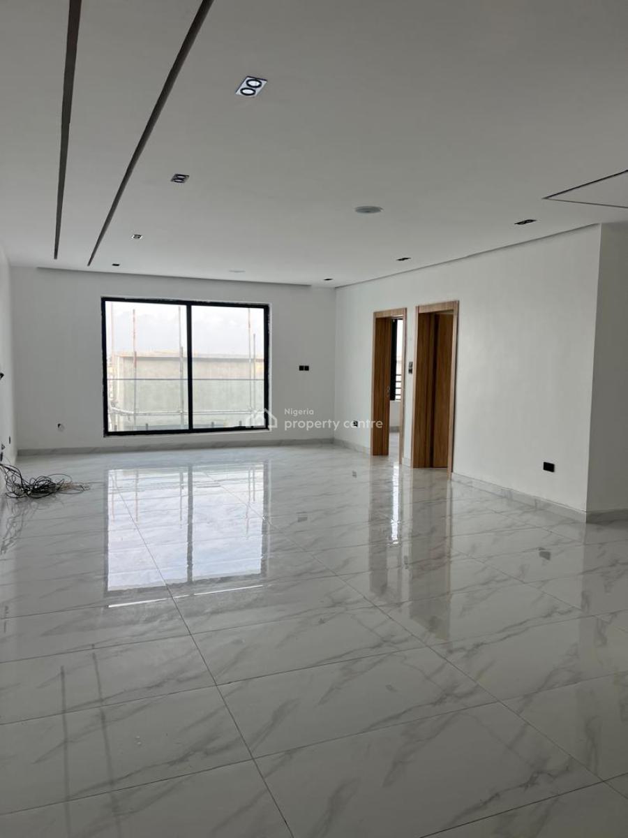 Spacious Luxury 2 Bedroom Apartment with a Room Bq, Lekki Phase1, Lekki, Lagos, Flat / Apartment for Sale