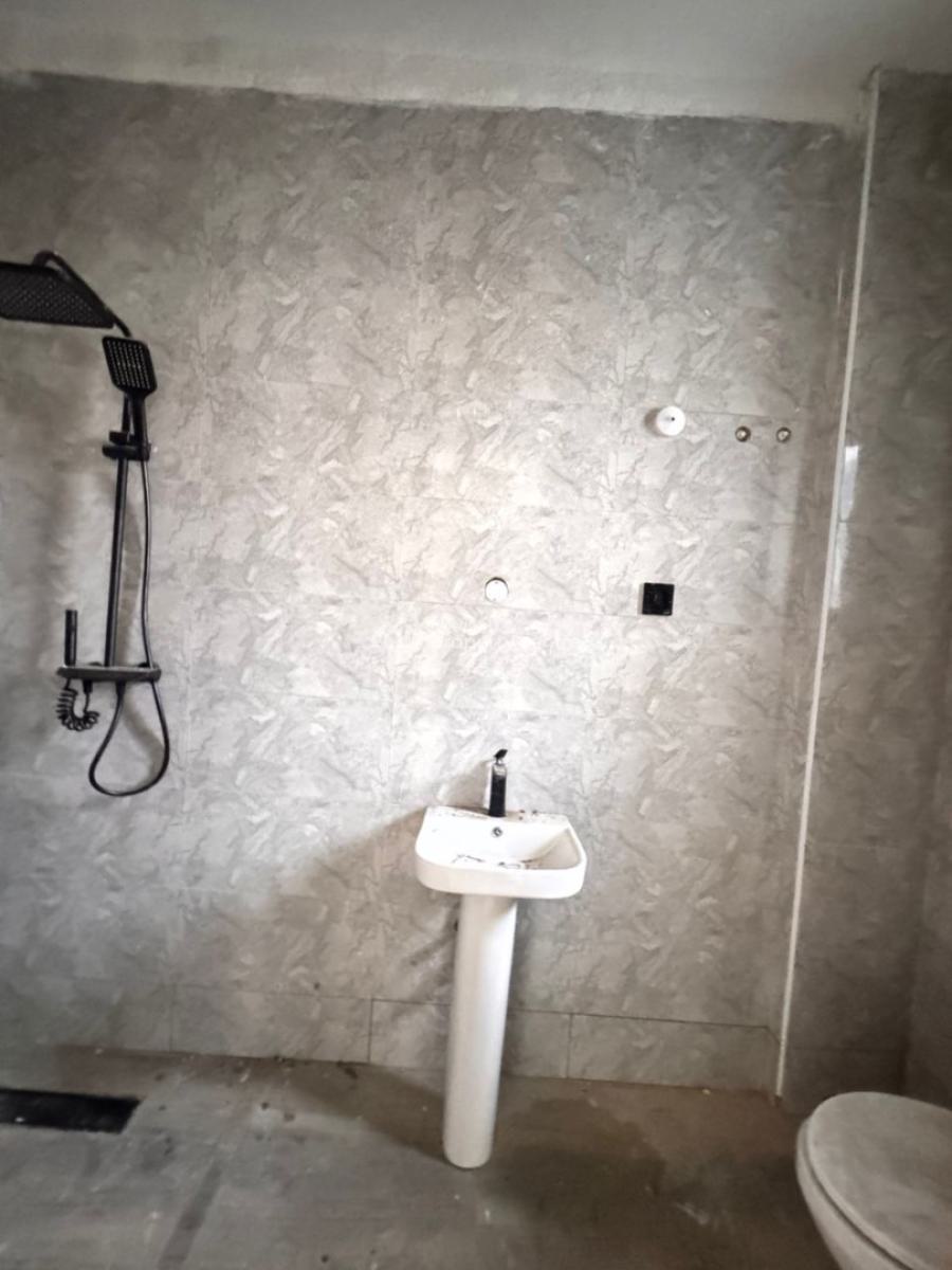 Excellent Spacious 2 Bedroom Apartment, Sangotedo, Ajah, Lagos, Flat / Apartment for Rent