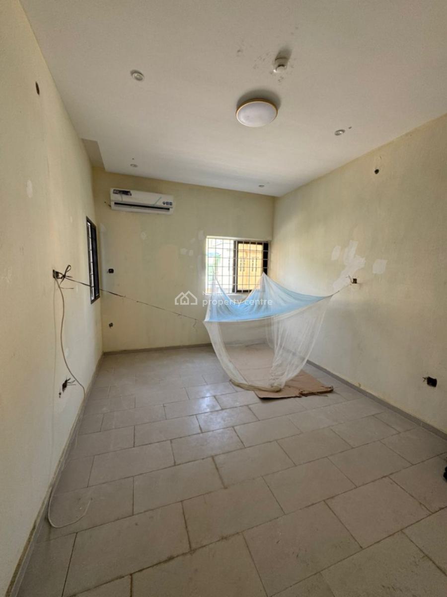 Perfectly Built 3bedroom Apartment with Swimming Pool, Lekki Phase 1, Lekki, Lagos, Flat / Apartment for Rent