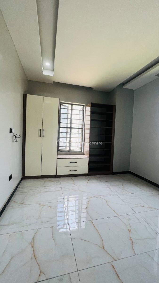 Brand New 2bedroom Apartment, Lekki Phase 1, Lekki, Lagos, Flat / Apartment for Rent